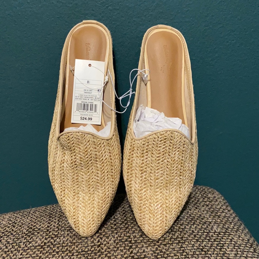Universal Thread Tan Slip-on